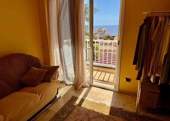 Villa Costa Adeje Вілла *