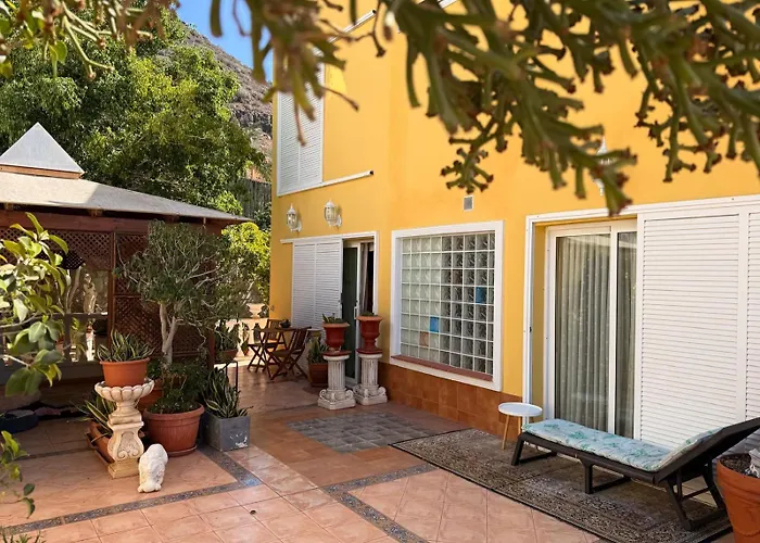 Villa Costa Adeje Вілла *